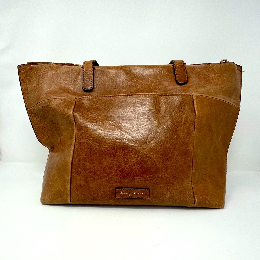 TOMMY BAHAMA Leather Handbag